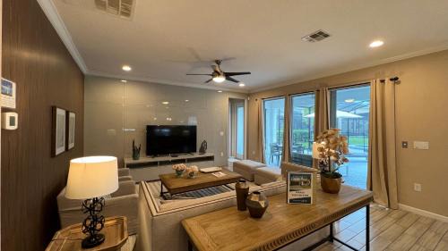 Kissimmee Casa | 3830 Premier Villa 6Bd Private Pool and Game Room
