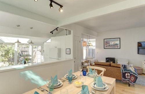 Pacific Grove Casa | 3943 Rad Beach House home
