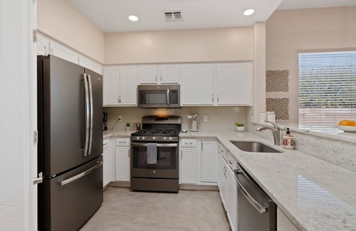 Tucson Casa | 3B/2b: Near StarrPassResort-Spa-Hike-Bike-Golf-Downtown-UofA-Restaurants-Garage