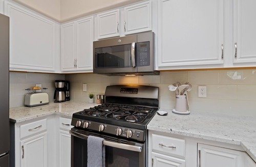 Tucson Casa | 3B/2b: Near StarrPassResort-Spa-Hike-Bike-Golf-Downtown-UofA-Restaurants-Garage