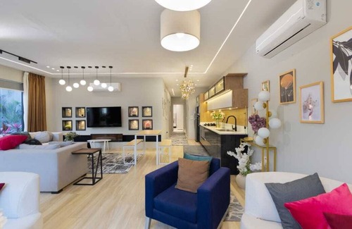Sheikh Zayed City Apartamento | 3BD Apt. With Garden in 9th District
