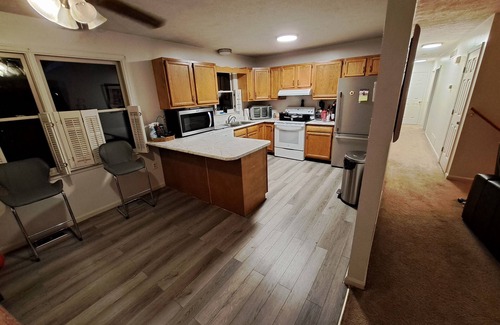 Stephens City Casa | 3BDR, 3 Full-Bath house in City, 2 living rooms [3,000 sq. ft.] - Pet Friendly!