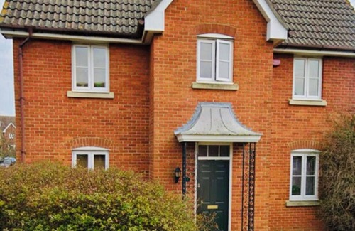Kingsnorth Casa | 3BDR Detached Spacious House in Ashford-with free parking