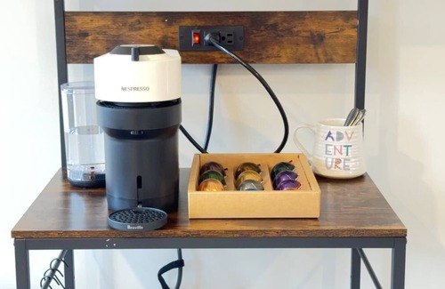 East Windsor Casa | 3bed Family abode in East Windsor/Tecumseh Rd