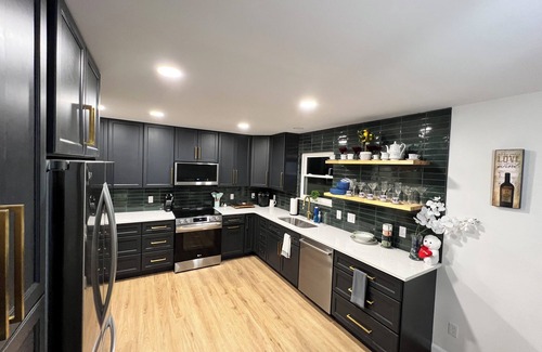 Sharonville Casa | 3bedr/3bath fully remodeled house by Summit park with furnished basement + deck