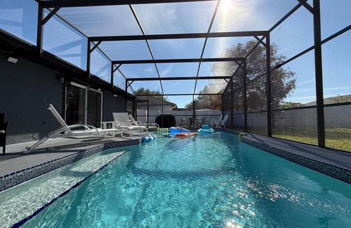 Poinciana Casa | 3bedroom house in awesome Kissimmee with WiFi, AC play room bbq and private pool