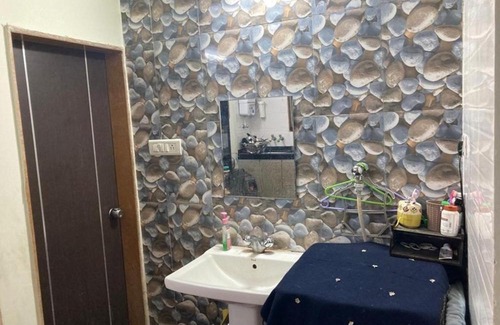 Dhanauli Casa | 3bkh cozy room