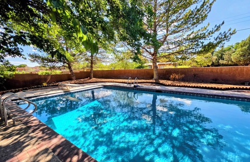 Corrales Villa | 3BR 2.5Bath Villa in Corrales/Rio Rancho NM central AC/heat,LG pool,free parking