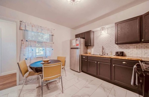 St. James Casa | Spacious 3BR/2BA | Backyard & BBQ | Near Wineries