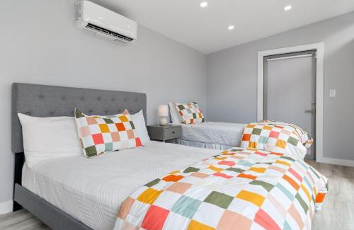 Montopolis Casa | 3BR Austin Escape Private Cowboy Pool & Casita