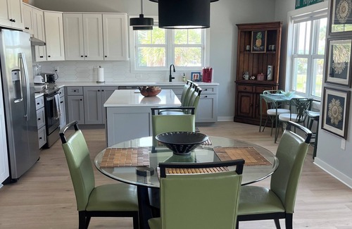 Mayport Casa | 3BR Condo on 2nd Flr Jacksonville-Mayport Village on St Johns River & near beach