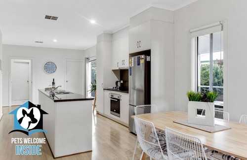 McCracken Casa | Casa contemporánea 3BR con vistas al mar