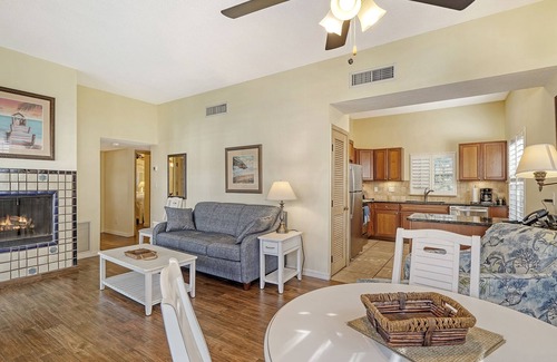 Whitney Beach Cabaña | 3BR Cottage- Footsteps to the Sand