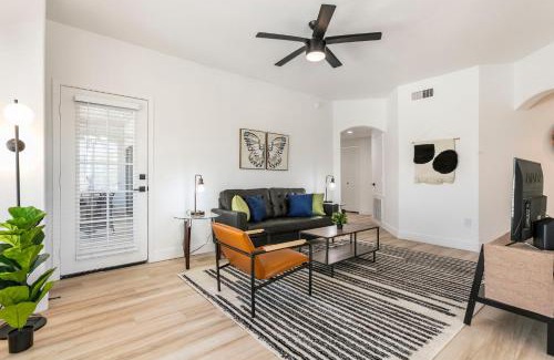 Kierland Apartamento | 3BR CozySuites at Kierland Commons with pool #12