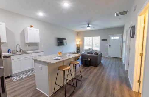 Wichita Casa | 3BR Furnished Near McConnell AFB & Spirit Fast Wi‑Fi & Parking