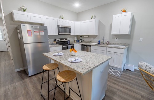 Wichita Casa | 3BR Furnished Near McConnell AFB & Spirit Fast Wi‑Fi & Parking