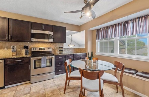 North Central Carrollton Casa | 3BR Home with Pool & Garage
