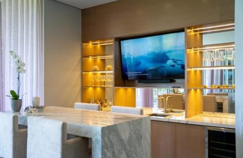 Playacar Apartamento | 3BR Luxury Condo w/Private Rooftop Pool & Gym