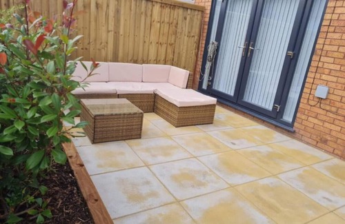 Birkenhead Casa | 3BR Prenton,Wirral close to Liverpool,Chester&local beaches 4xTvs,fastWIFI