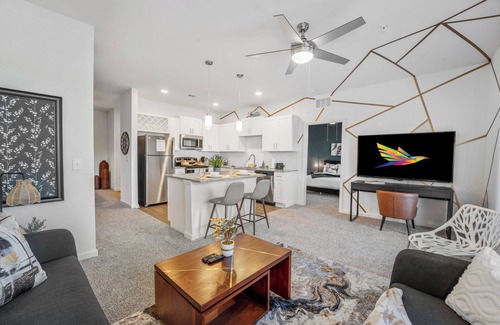 Yulee Apartamento | 3BR Wildlight: Pool Gym Bikes Nature Trails Cornhole Grill Deck + near Beaches!