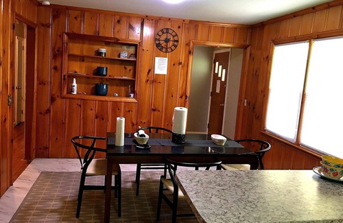 Greer Casa | 3BR with Fireplace, Smart TV , Near BMW & GSP