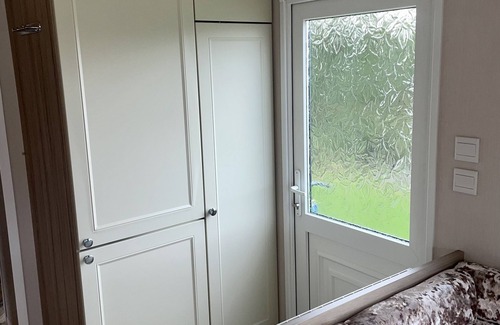 East Drayton Chalet De Esquí | 3guest-2bedroom-wifi-tv