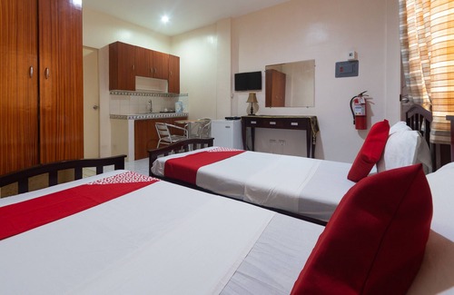 Lapu-Lapu Hotel | 3j's And K Apartment