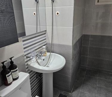 Hwagok-dong Apartamento | 3mins to Kkachisan Station, Market, Parking, Full option