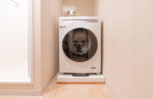 Higashishinsaibashi Apartamento | 4階 ホテル福 道頓堀に位置する宿 ベッド9台 シャワー2台 観光に最適