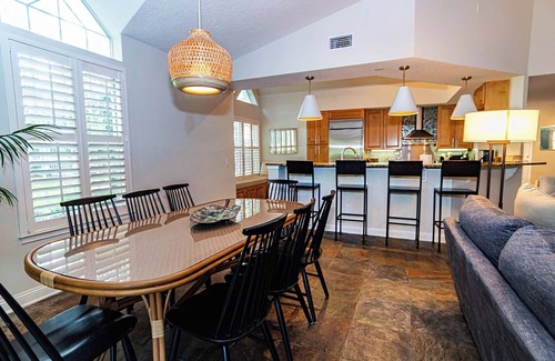 St. Augustine Condominio | 4/4 with Luxurious Spa bathroom-screened lanai-golf-pool-hot tub-near beaches