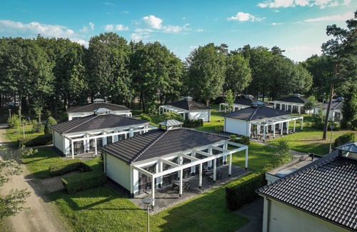 Zutendaal Chalet De Esquí | 4-6-person chalet in the holiday park Landal Mooi Zutendaal