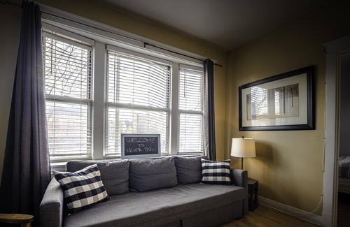 Pulaski Park Apartamento | 4 BDRM Stay in the heart of Wicker Park
