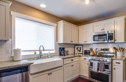 Larkspur Casa | Cerca de Bachelor y Old Mill con cocina del chef y bañera