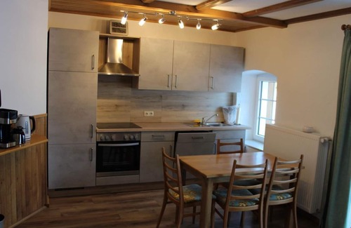 Esch Apartamento | 4-bed apartment downstairs - Ferienwohnungen Escher Mühle