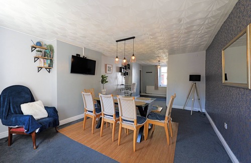 Crawshaw Booth Cabaña | 4 bed charming, Family-friendly cottage, built in 1694