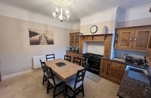 Ilkley Casa | 4 Bed End Terrace - Sleeps 7
