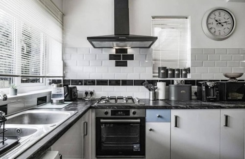 Streatham Hill Apartamento | 4 Bed Flat Sleeps up to 9 Close to Brixton