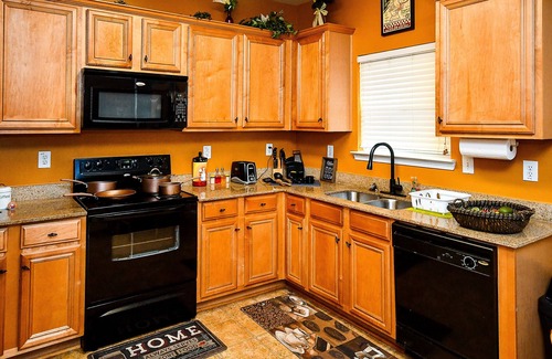 Church Street Casa | 4 - Bed home, w/ Cali King Bed - 12 mins. to DTWN