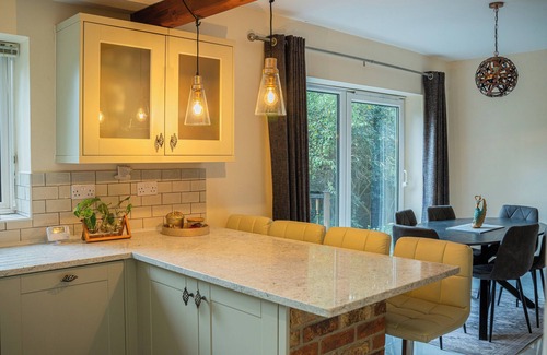 Bardsey Casa | 4-Bed House in Wetherby, sleeps 8, near York