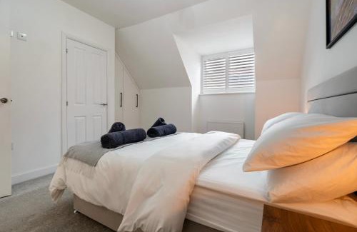 Coulsdon West Casa | 4-Bed in Coulsdon 20 min London, 20 min Gatwick