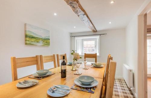 Hackthorpe Casa | 4 Bed in Hackthorpe SZ321