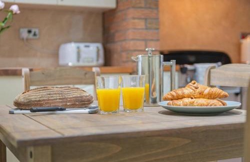 Hackthorpe Casa | 4 Bed in Hackthorpe SZ321