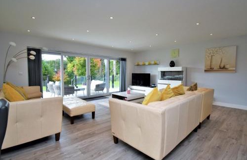 Felton Casa | 4 Bed in Oswestry 75175