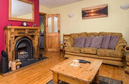 Rathmullan Casa | 4 Bed in Rathmullan oc-ii06957