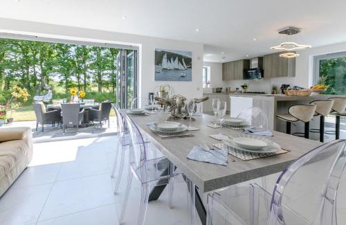St Merryn Casa | 4 Bed in St. Merryn oc-s32624