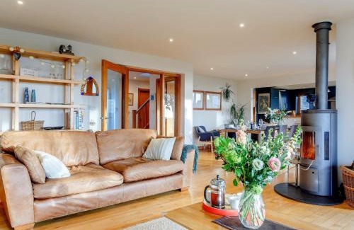 Wembury Casa | 4 Bed in Wembury 54383