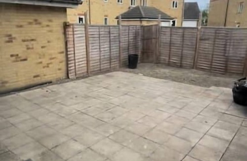 Greenwich Casa | 4 bed Townhouse- Free parking