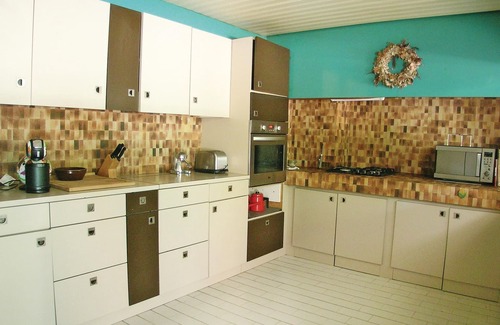 Saint-Georges-sur-Baulche Casa | Alojamiento de 4 habitaciones en St Georges sur Baulche