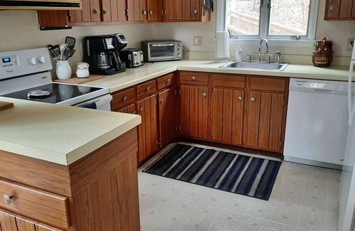 Campton Casa | 4 Bedroom 2 Bath Chalet Waterville Estates Sleeps 12