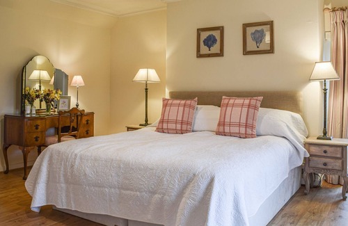 Perth Cabaña | 4 bedroom accommodation in Perth